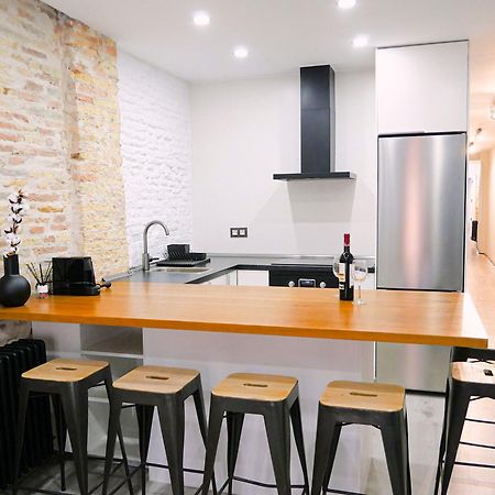 Espacioso Apartamento En El Centro De Пампона Екстериор снимка