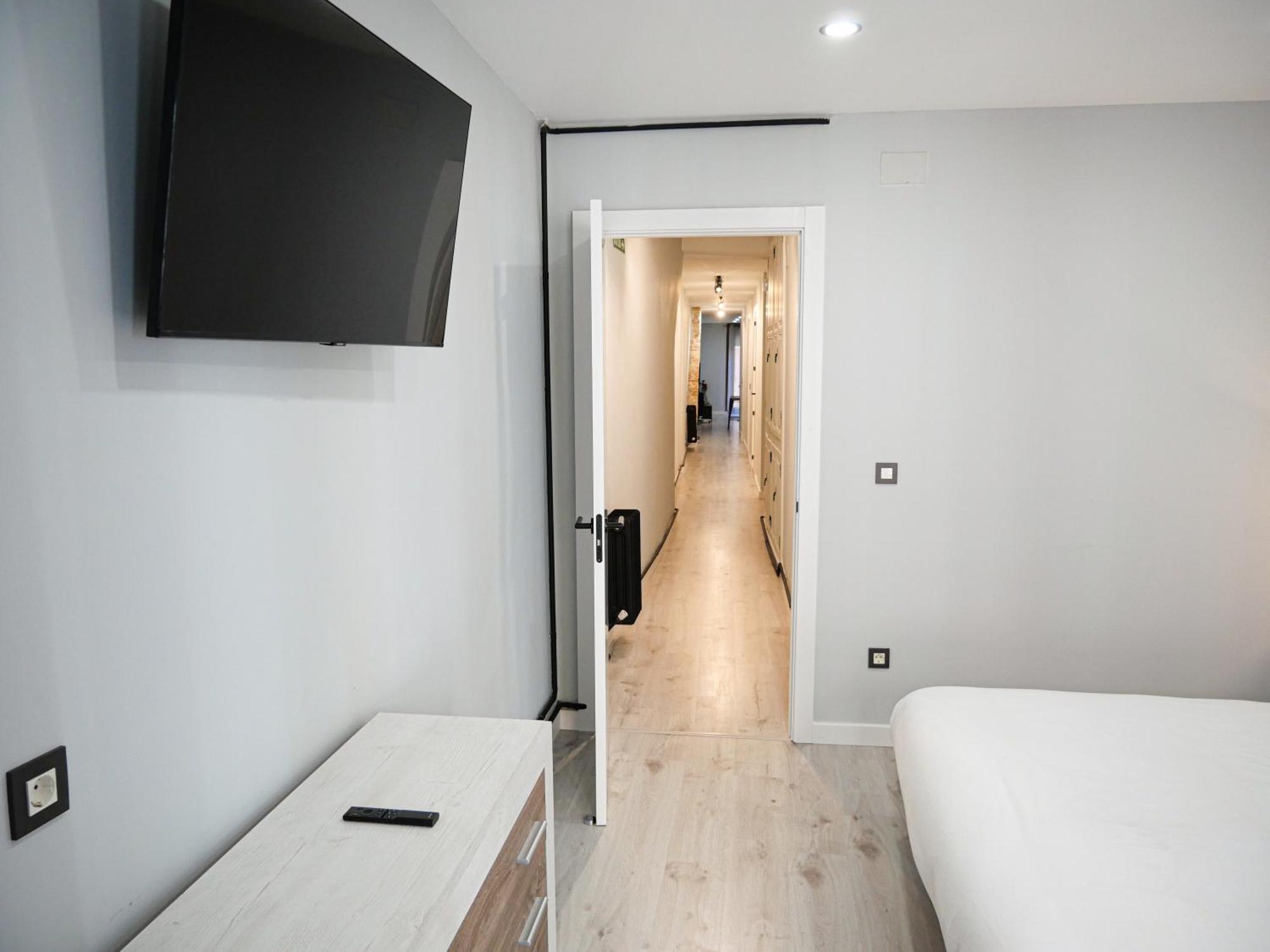 Espacioso Apartamento En El Centro De Пампона Екстериор снимка